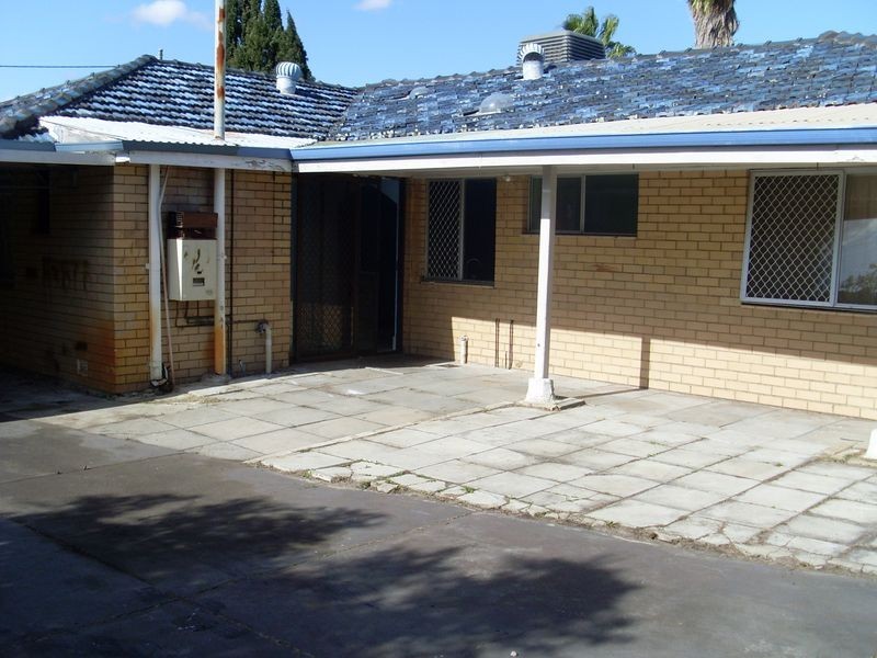 245 Spencer Road, Thornlie WA 6108