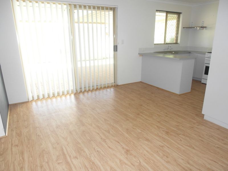 42 Ballard Place, Maddington WA 6109