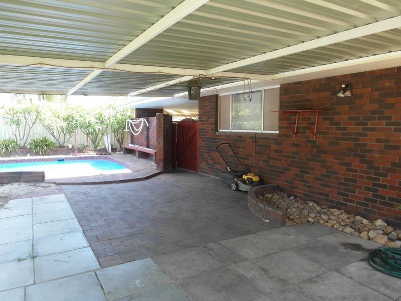 71 Astley Street, Gosnells WA 6110