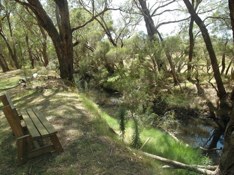 35 Lockhart Place, Gosnells WA 6110