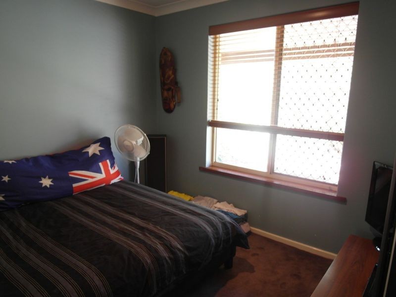 35 Lockhart Place, Gosnells WA 6110