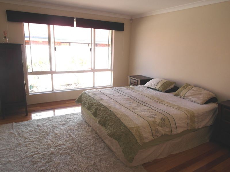 9 The Pines Grove, Jandakot WA 6164