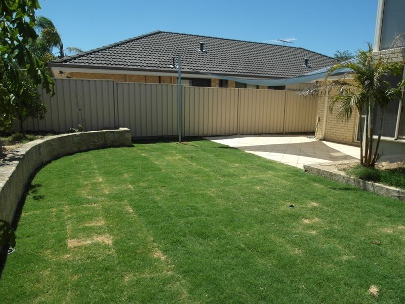 9 The Pines Grove, Jandakot WA 6164