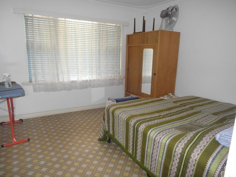 25 May Street, Gosnells WA 6110