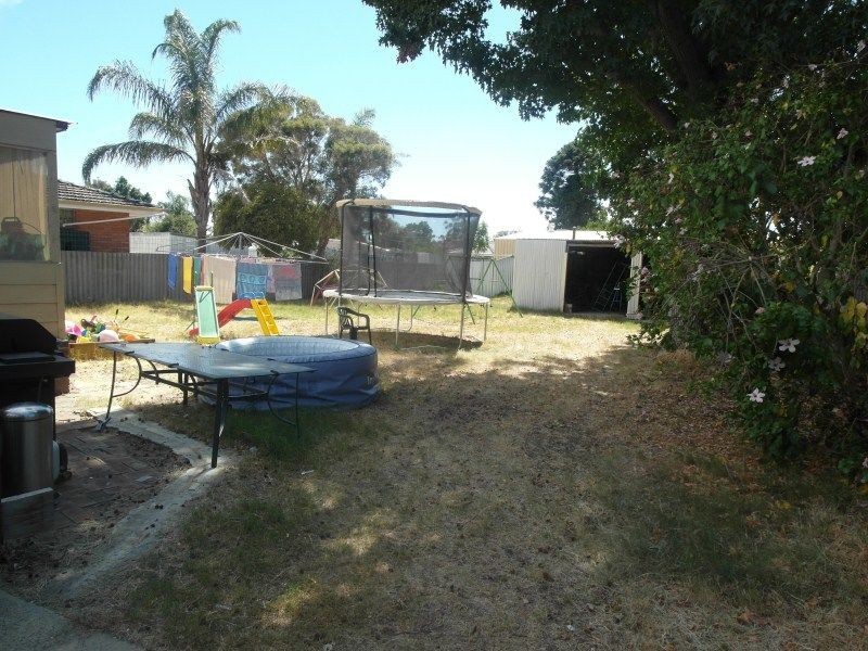 22 Hemeleers Street, Gosnells WA 6110