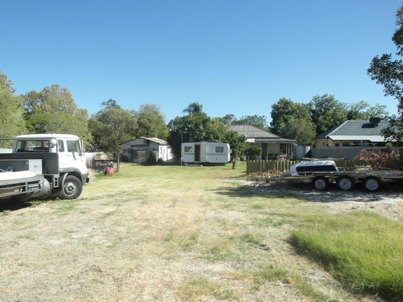 90 Verna Street, Gosnells WA 6110