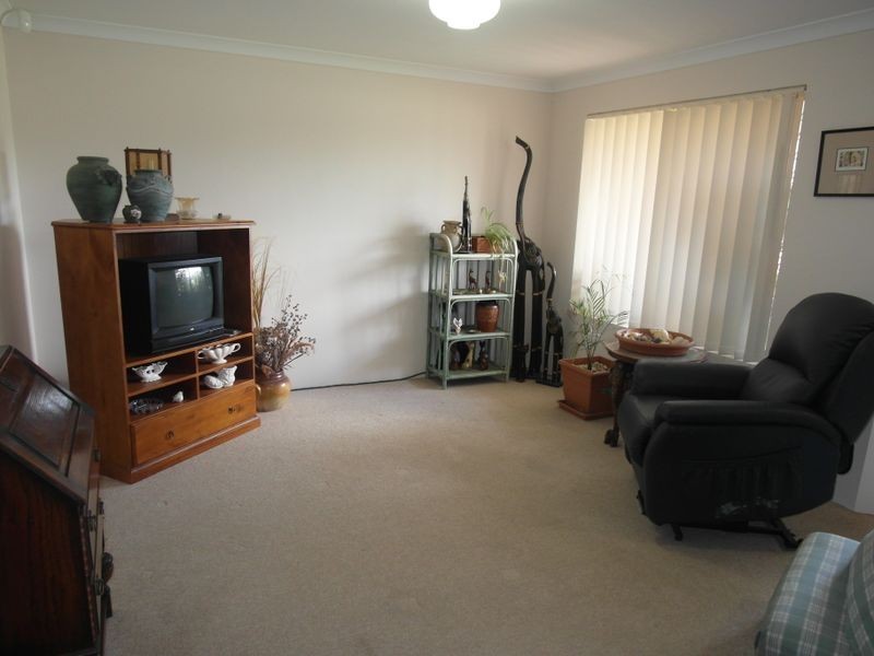 9 Chenies Rest, Gosnells WA 6110