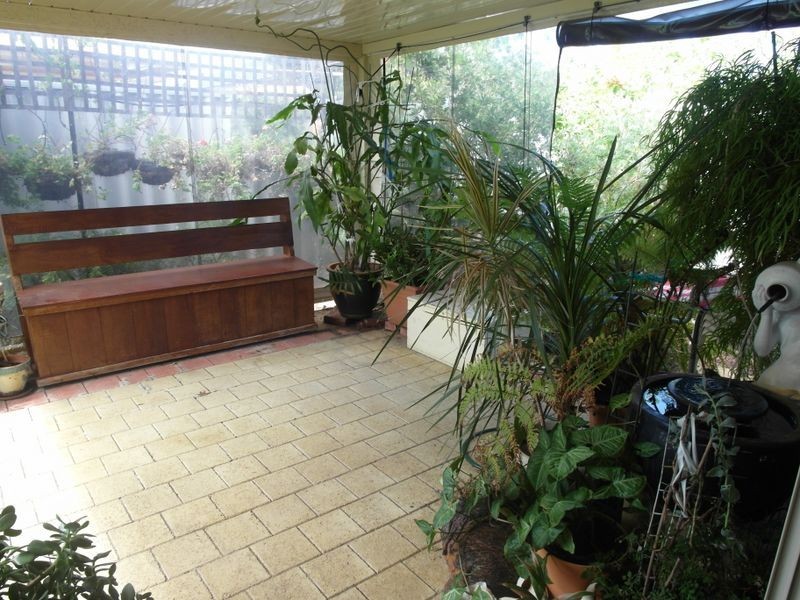 9 Chenies Rest, Gosnells WA 6110