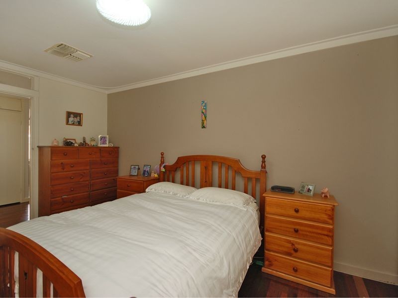 24 Rex Street, Gosnells WA 6110