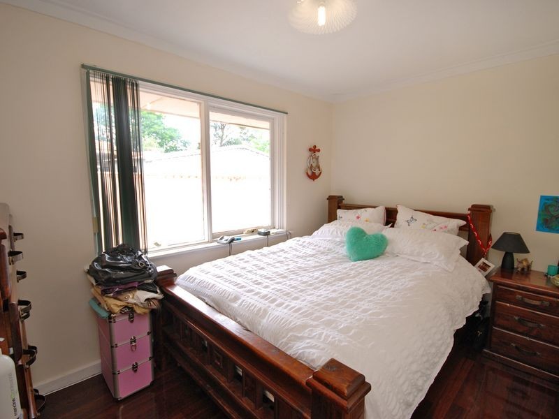 24 Rex Street, Gosnells WA 6110