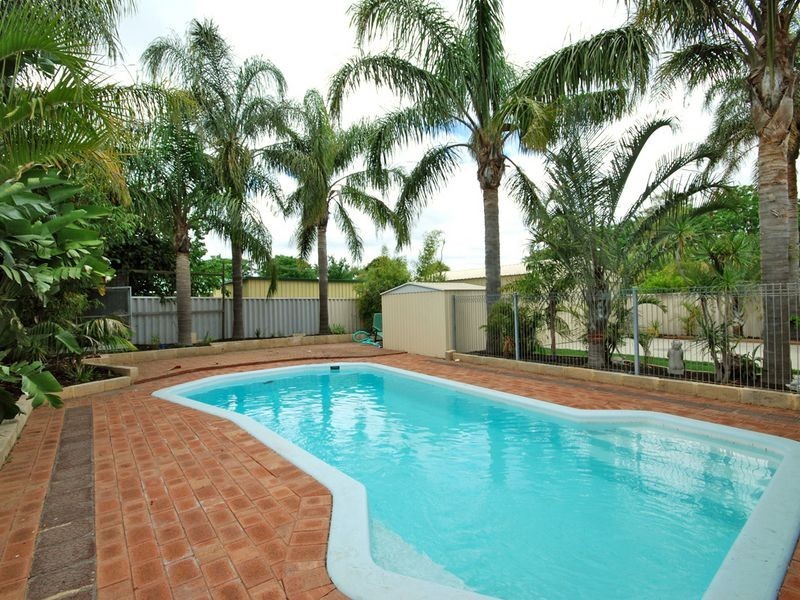 24 Rex Street, Gosnells WA 6110