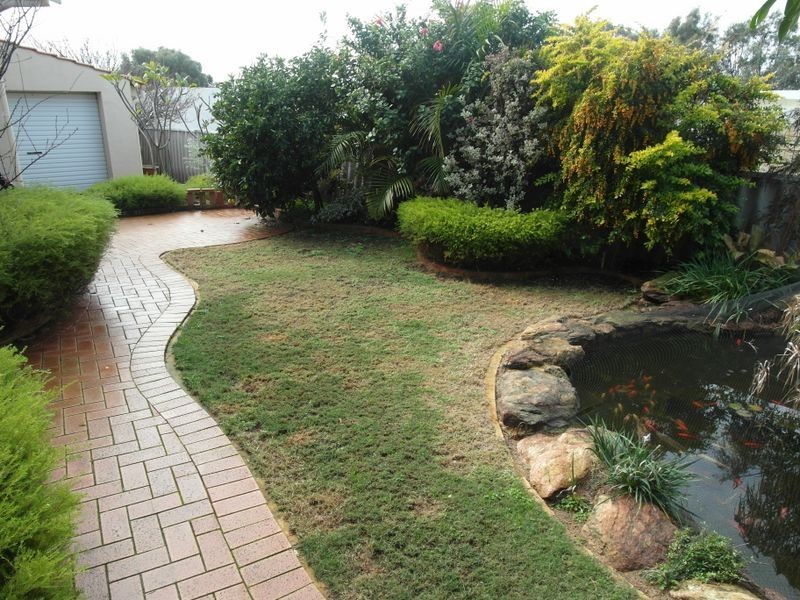17 Carina Circle, Halls Head WA 6210