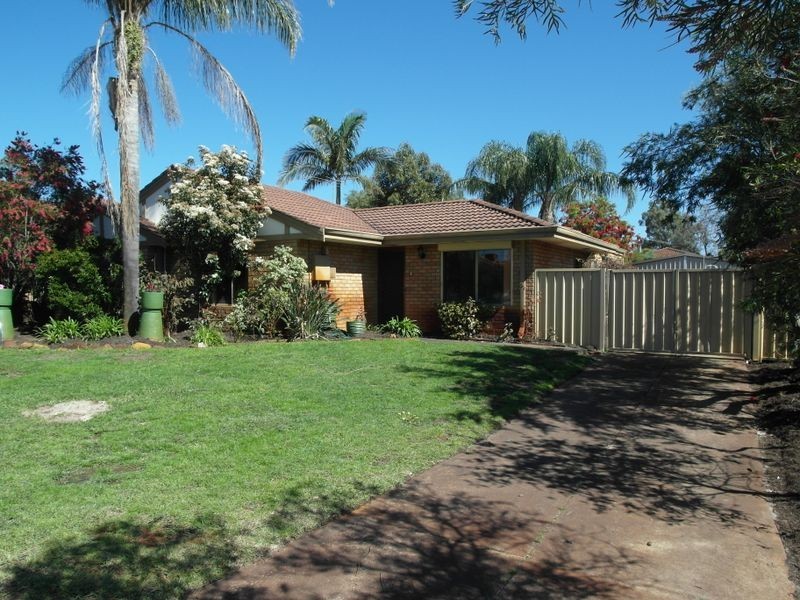 30 Dwyer Crescent, Gosnells WA 6110