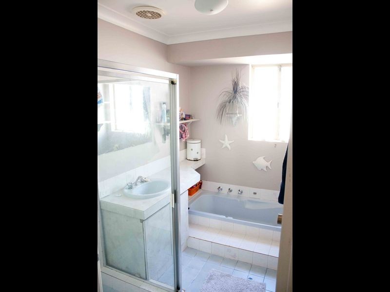 30 Dwyer Crescent, Gosnells WA 6110