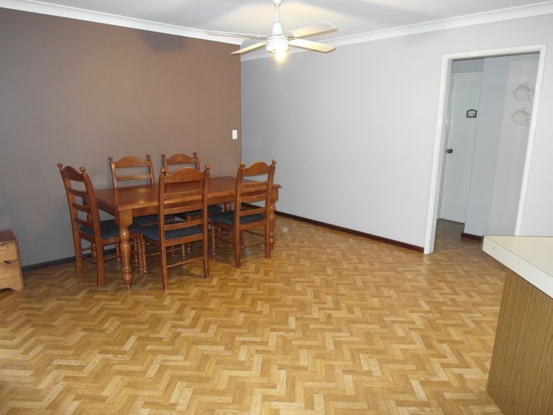 30 Dwyer Crescent, Gosnells WA 6110