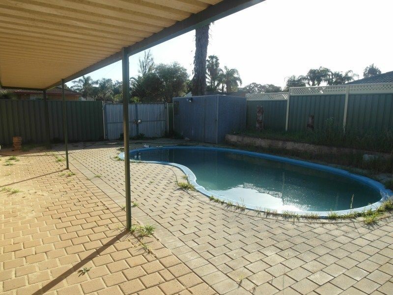 79 Invereness Circle, Westfield WA 6111