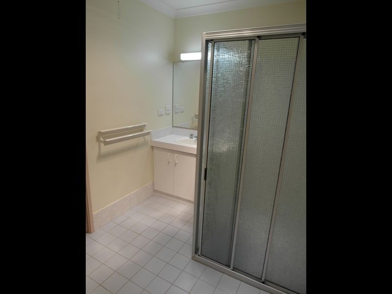8/24 Southdown Place, Thornlie WA 6108