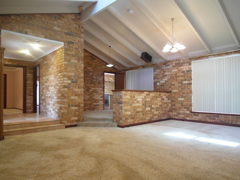 114 Astley Street, Gosnells WA 6110