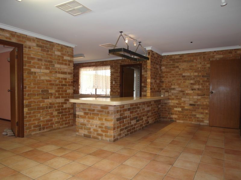 114 Astley Street, Gosnells WA 6110