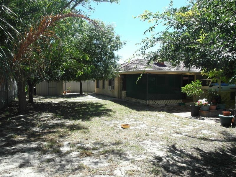 10 Piesse Place, Seville Grove WA 6112