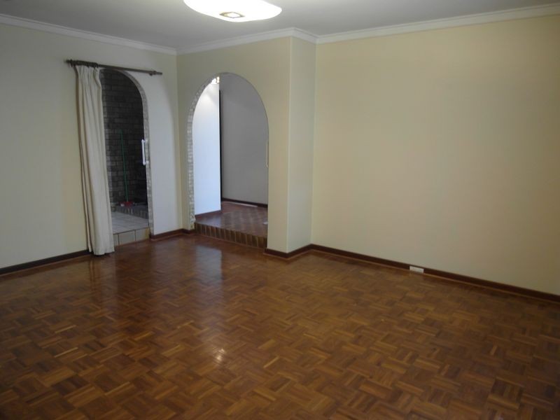 10 Watson Street, Gosnells WA 6110