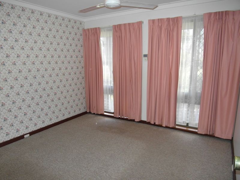 10 Watson Street, Gosnells WA 6110