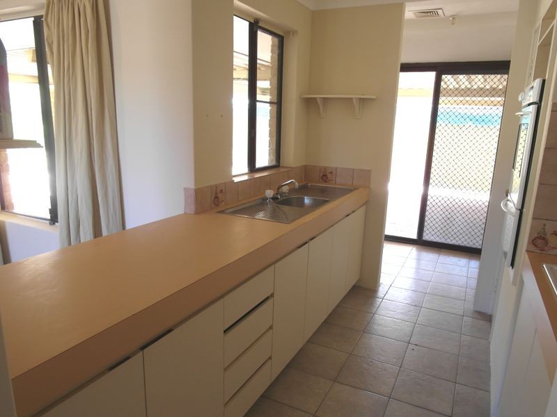 1 Numbat Court, Brookdale WA 6112