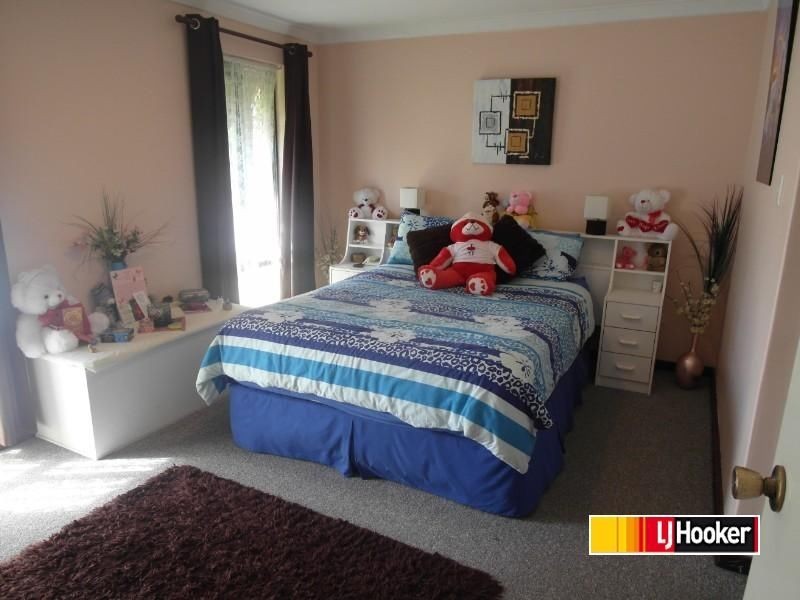 48 Shearwater Way, Gosnells WA 6110