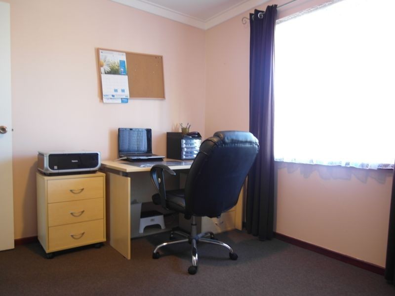 48 Shearwater Way, Gosnells WA 6110