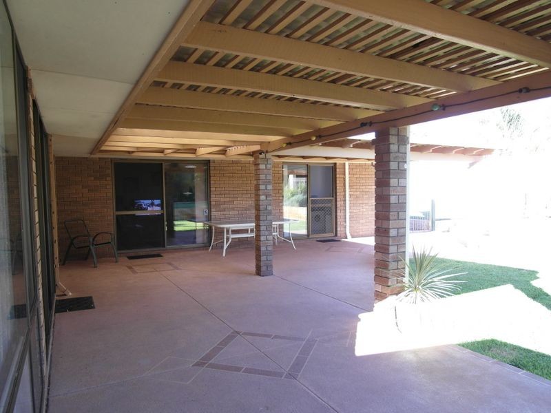 48 Shearwater Way, Gosnells WA 6110