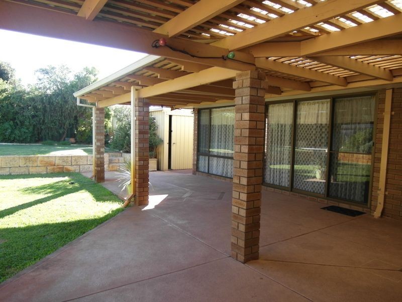 48 Shearwater Way, Gosnells WA 6110