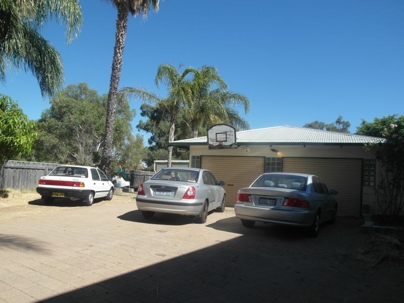 94 Gibbs Street, East Cannington WA 6107