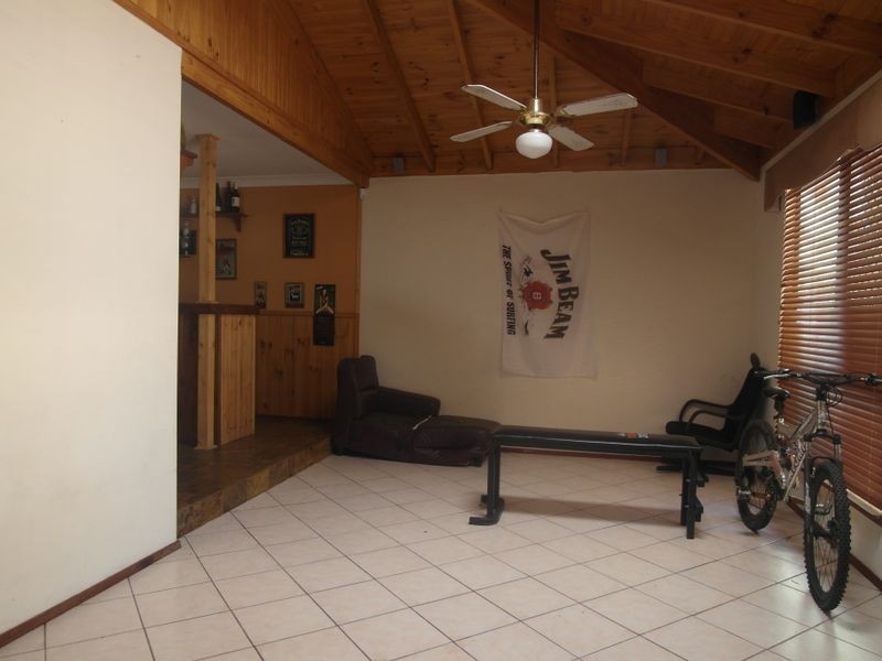 94 Gibbs Street, East Cannington WA 6107