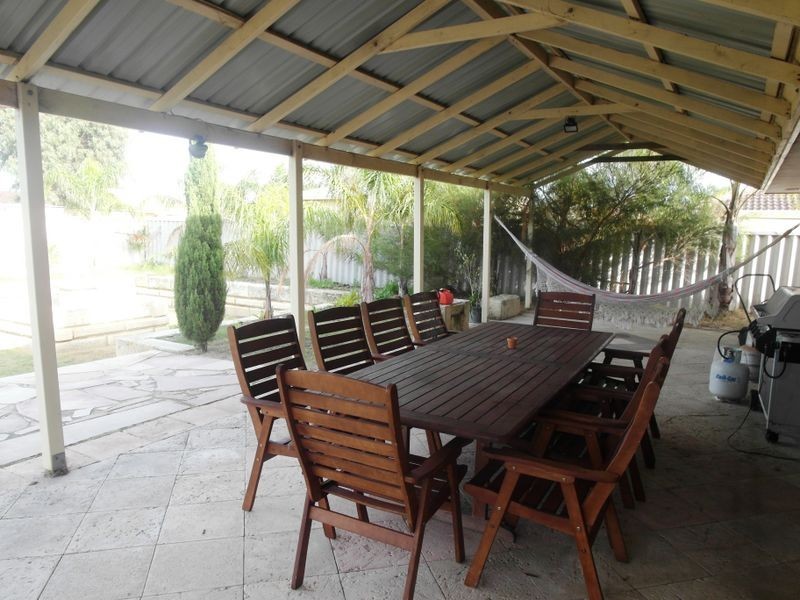 9 Lorikeet Way, Gosnells WA 6110