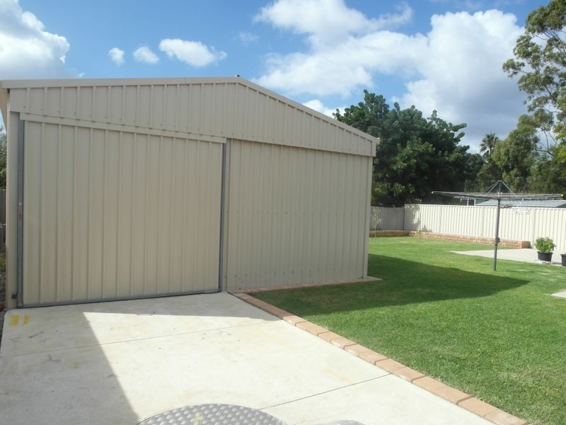 20 Coachwood Way, Maddington WA 6109