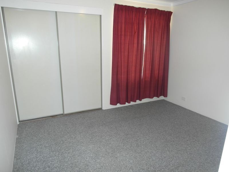 74 Swingler Way, Gosnells WA 6110