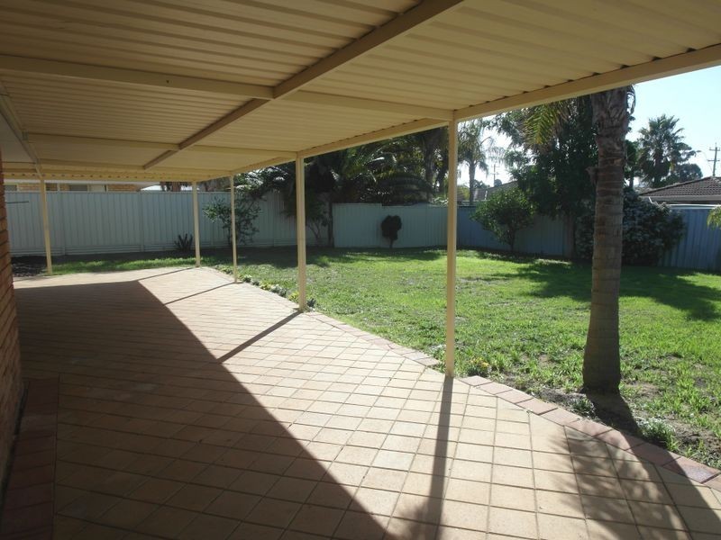 74 Swingler Way, Gosnells WA 6110