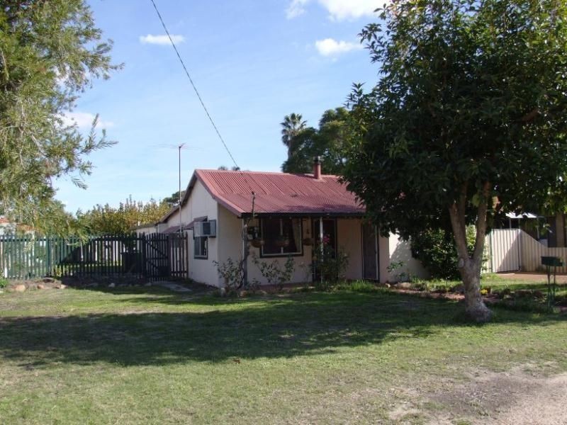 73 Crandon Street, Gosnells WA 6110