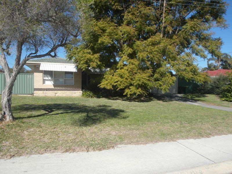 5 Lyne Street, Gosnells WA 6110