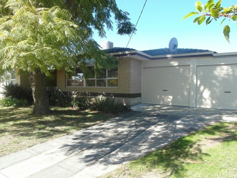 5 Lyne Street, Gosnells WA 6110