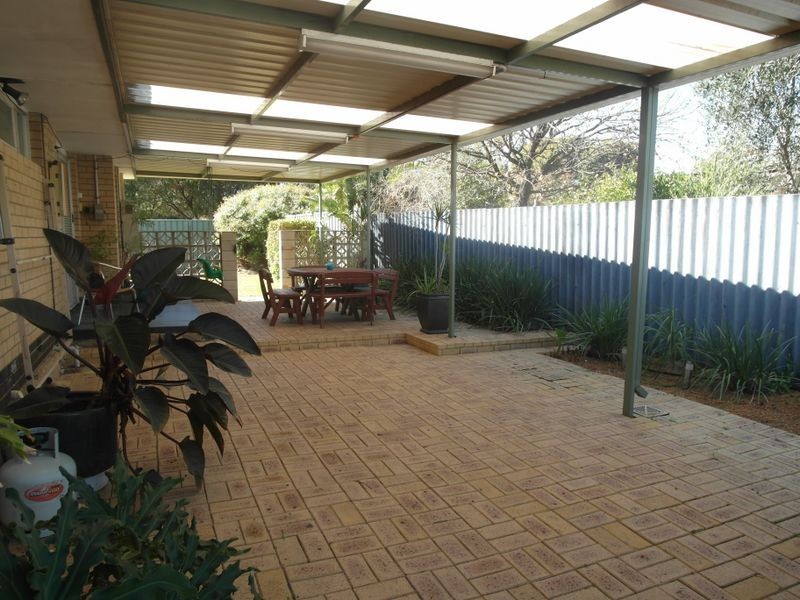 5 Lyne Street, Gosnells WA 6110