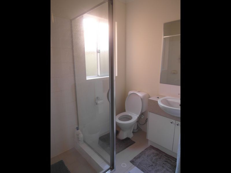 8/5A Gerald Street, Gosnells WA 6110