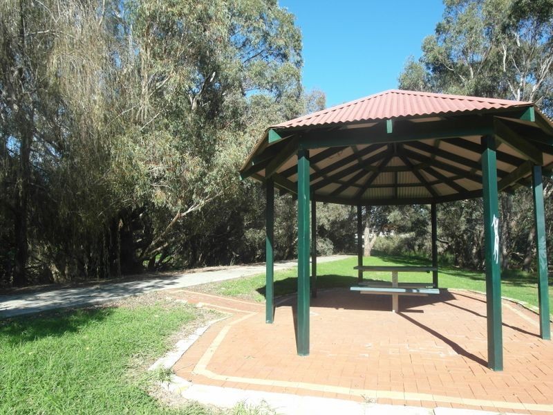 11 Colonial Place, Gosnells WA 6110
