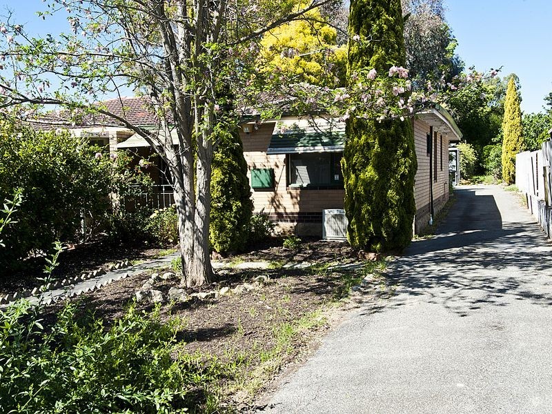 52B Schruth Ave, Kelmscott WA 6111