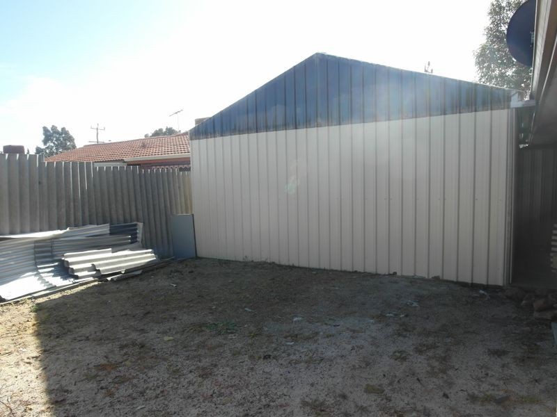 21 Ashburton Drive, Gosnells WA 6110