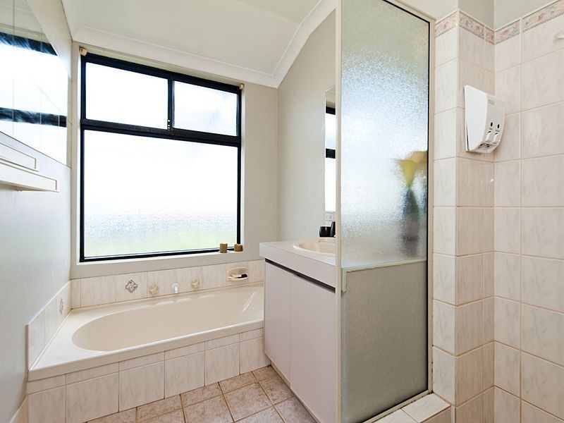 2 Cherruck Close, Maddington WA 6109