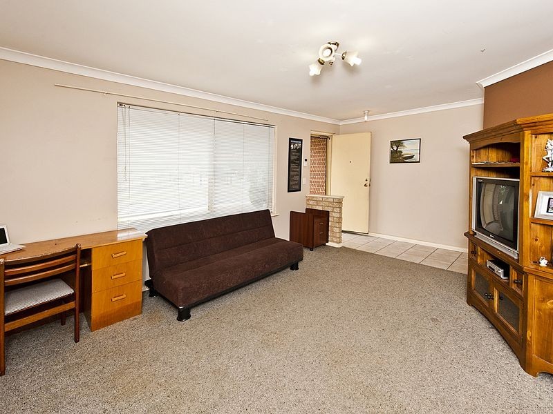 6 Mulline Court, Maddington WA 6109
