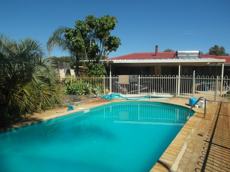 162 Chamberlain Street, Gosnells WA 6110