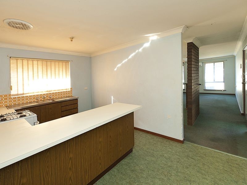 33A Crandon Street, Gosnells WA 6110
