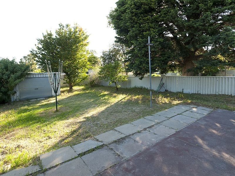 33A Crandon Street, Gosnells WA 6110